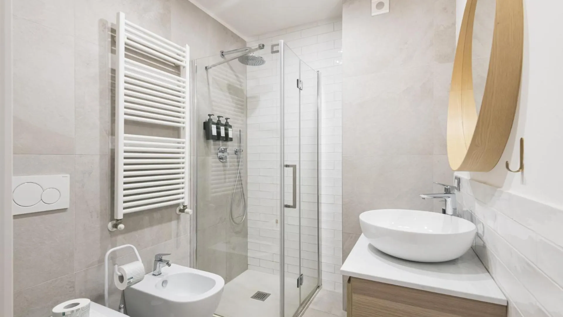 Apartment Easylife - Eleganza E Comfort In Loreto Milan