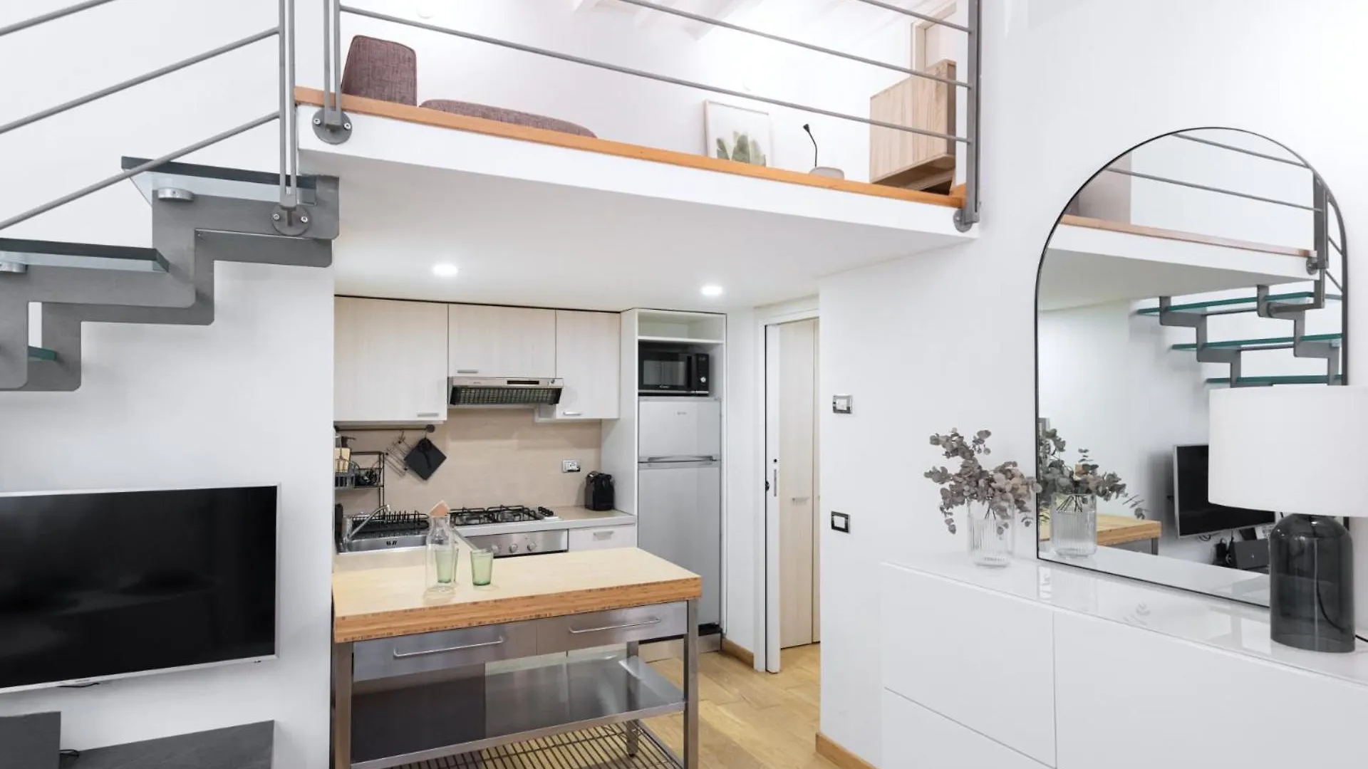 Easylife - Eleganza E Comfort In Loreto Milan Apartment